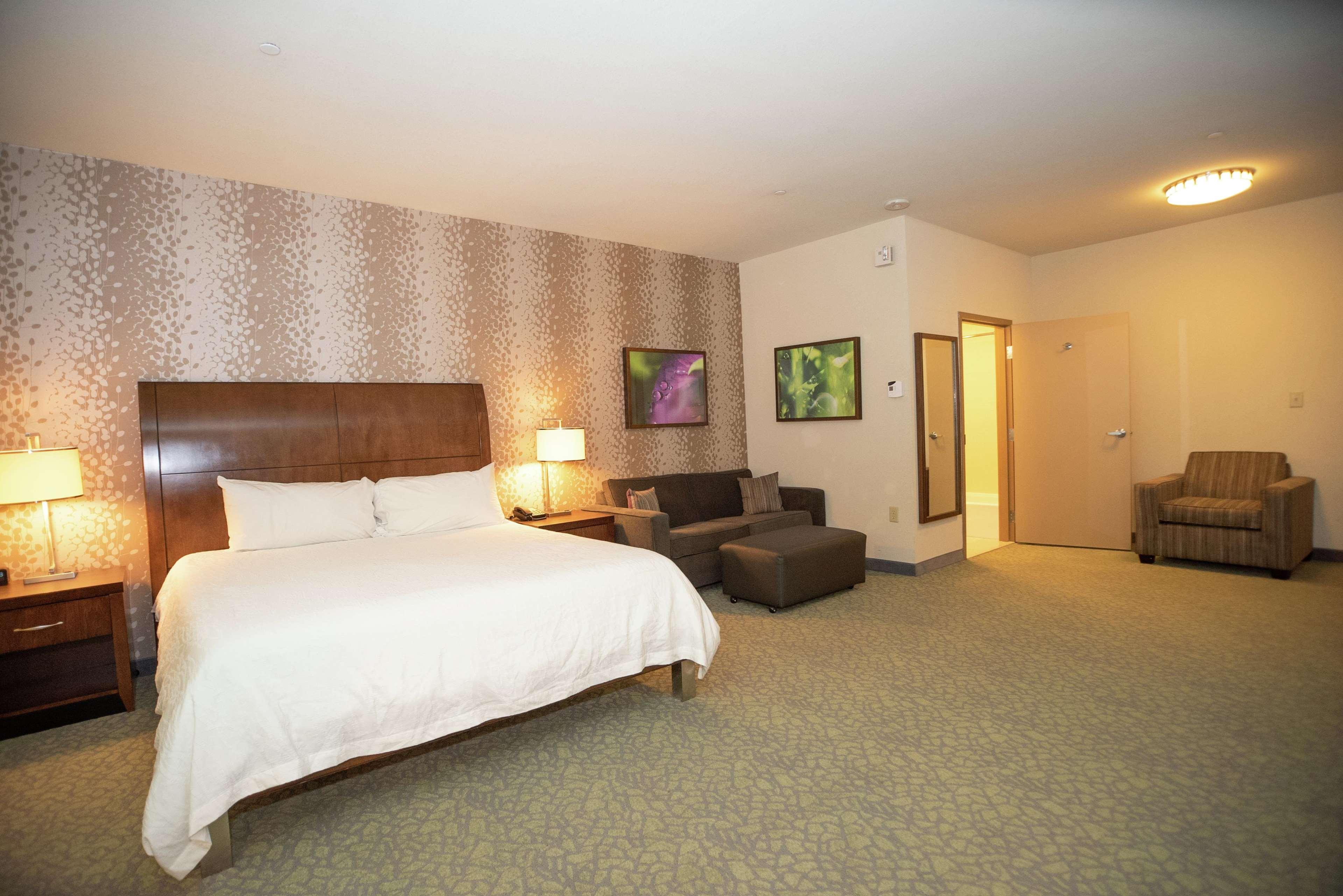 Hilton Garden Inn Covington/Mandeville Dış mekan fotoğraf
