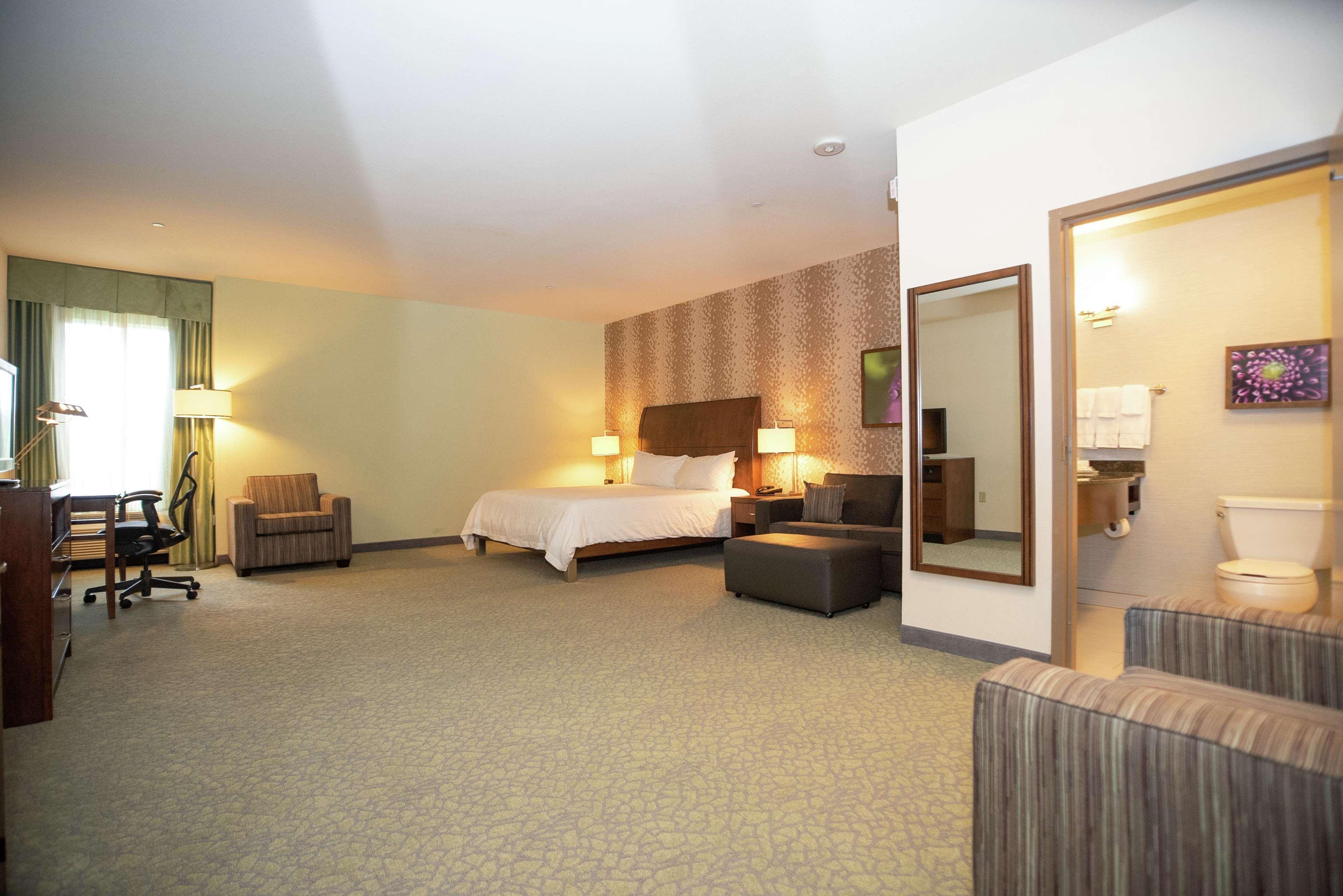 Hilton Garden Inn Covington/Mandeville Dış mekan fotoğraf
