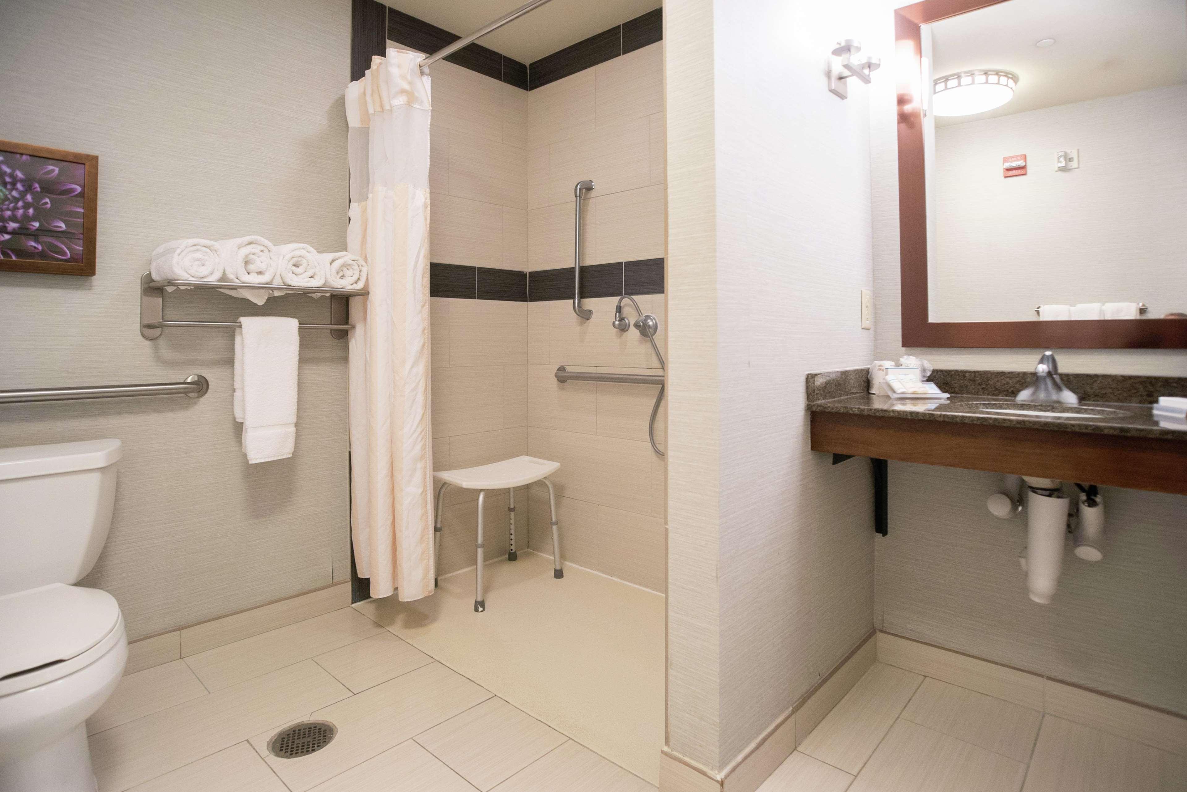 Hilton Garden Inn Covington/Mandeville Dış mekan fotoğraf